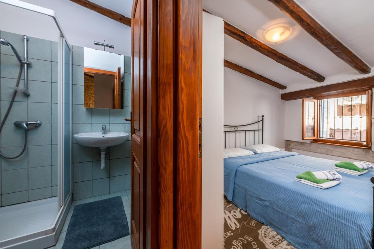 Apartment Blue Bay Free Parking Rovinj Eksteriør bilde